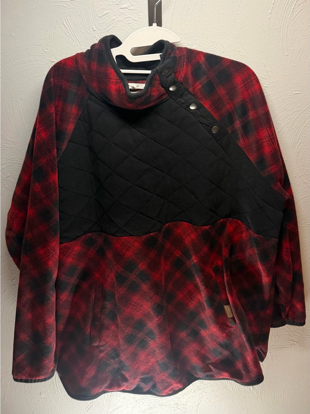 Quilted Panel Red Plaid Women's Pullover
